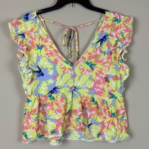 Jessica Simpson Peyton crop top